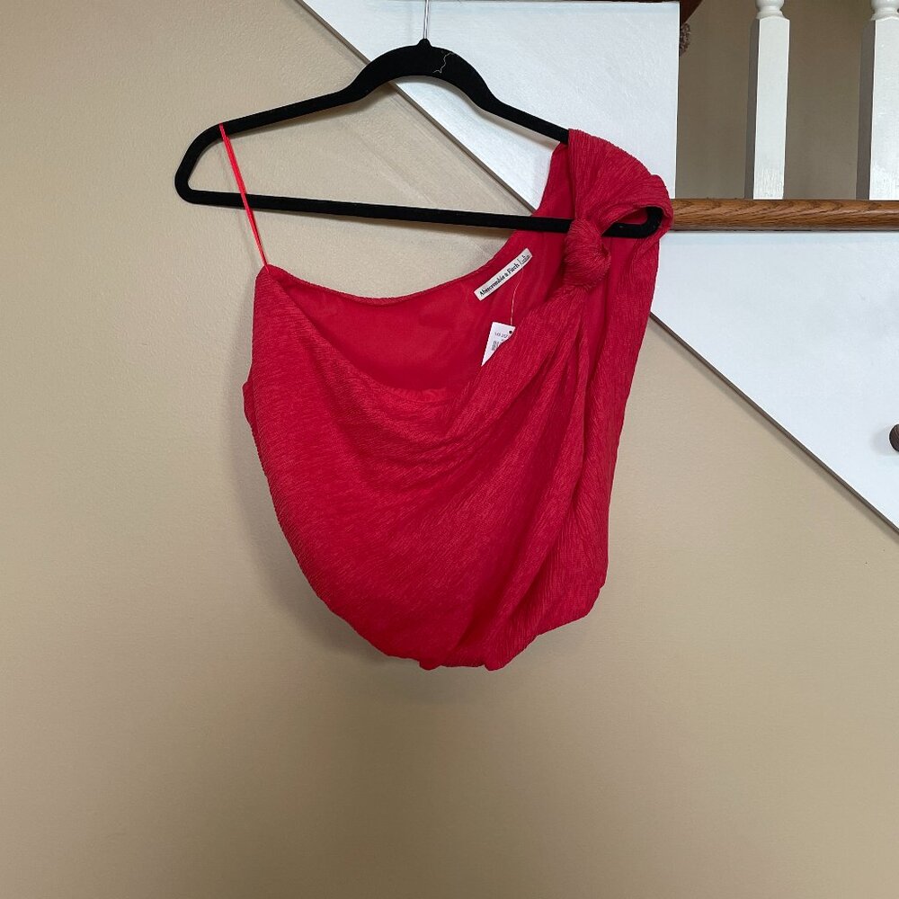 Abercrombie & Fitch Red One-Shoulder Crop Top